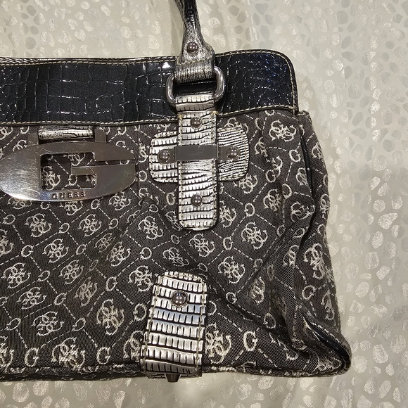 Vintage Guess Handbag - Gray and Silver - VGUC - Monogram - Picture 3 of 15